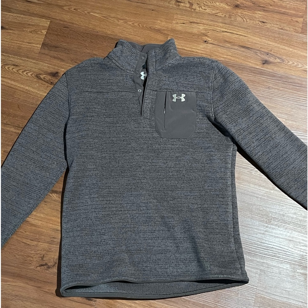 Under Armour 1/4 button sweater sz L